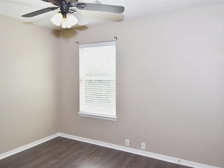 4717 Foster Hill Ct — Photo 20