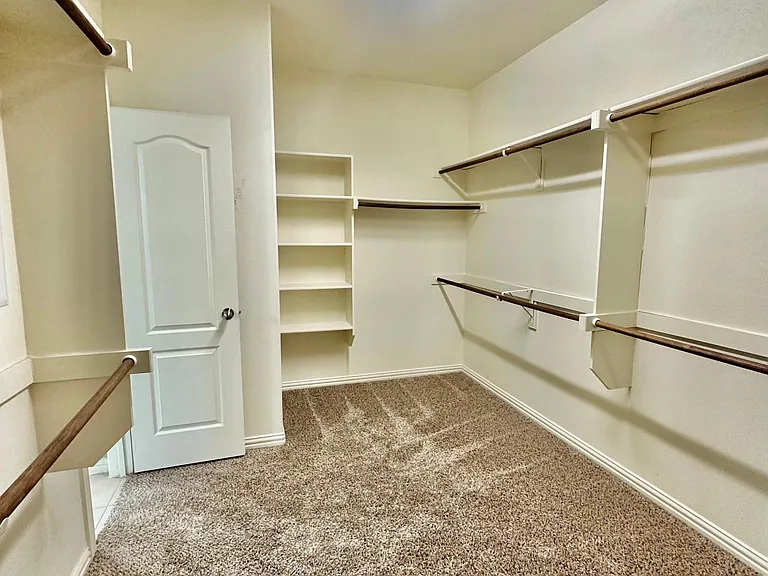 4001 Muscadine Dr — Photo 40