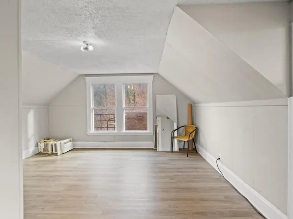 782 E 10th St Floor 3, Newport, KY 41071