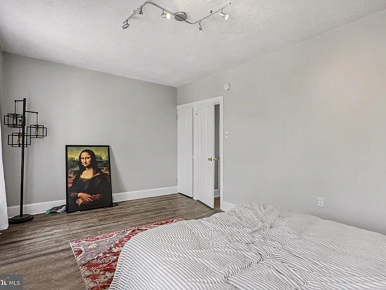 231 Boas St — Photo 21