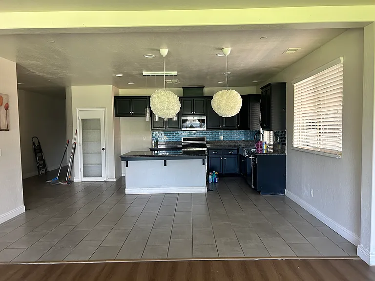 2031 W Flagstaff Ave #93291VISALIA — Photo 7