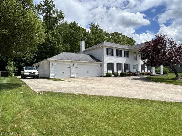 9187 Shenandoah Dr, North Royalton, OH 44133