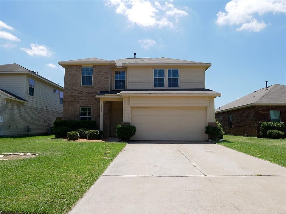 1st image of 6811 Enchanted Crest Dr