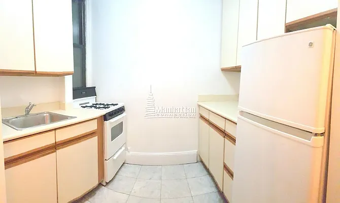 Rented by Manhattan Connection | media 21