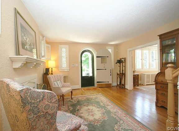 5th image of 3917 Hanover Ave