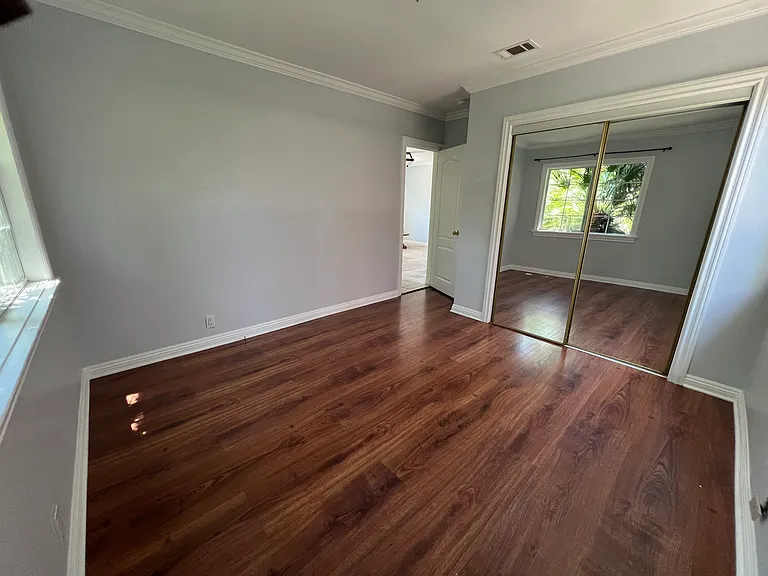 5511 Carlin St — Photo 2