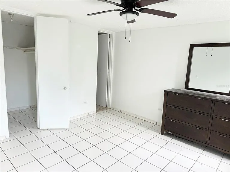 GARDEN HILLS PLAZA I Luis Vigoreaux Avenue #105 — Photo 8