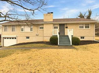 1136 Moseley Dr, Lynchburg, VA 24502