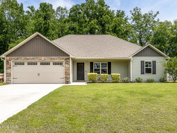 302 Boxwood Court, Jacksonville, NC 28540