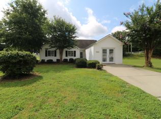 4185 Kennison Village Dr, Winston Salem, NC 27127
