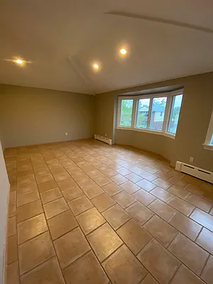 Rented by J L Royal Oak Realty Inc | media 9