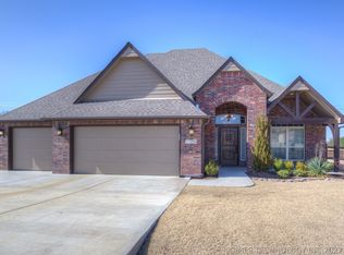 11254 S 210th East Ave, Broken Arrow, OK 74014