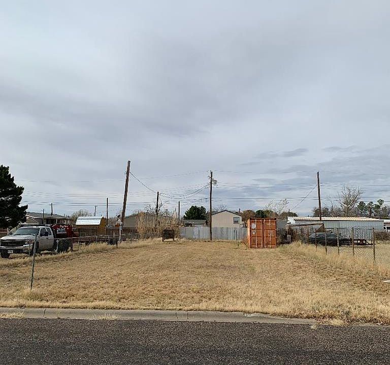 1st image of 3511 Mesquite Ave