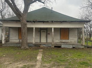 304 E Ross Ave, Mart, TX 76664