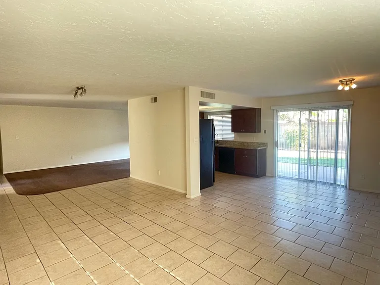 1660 W Natal Ave — Photo 8