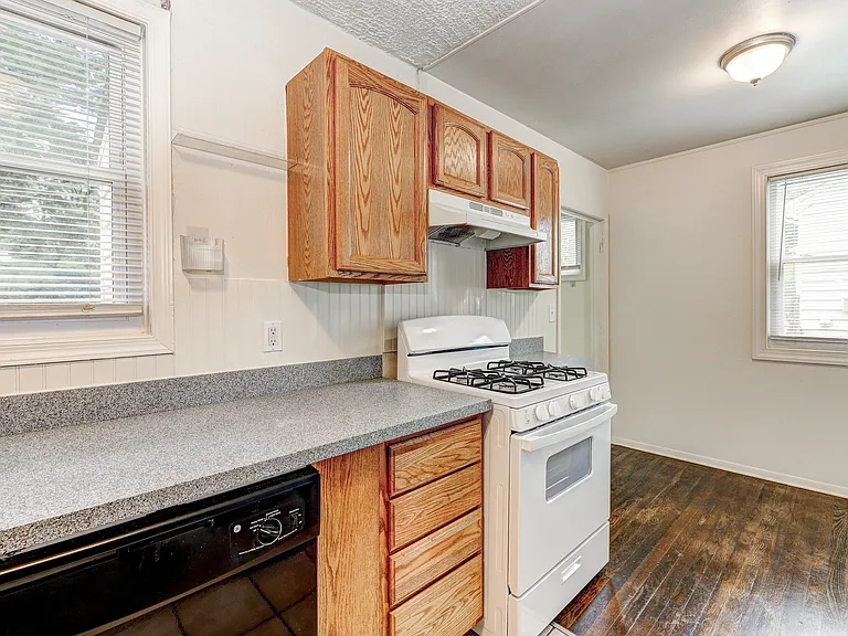 103 Wilgate Rd — Photo 8