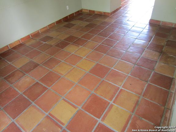 2nd image of 226 W Craig Pl #226