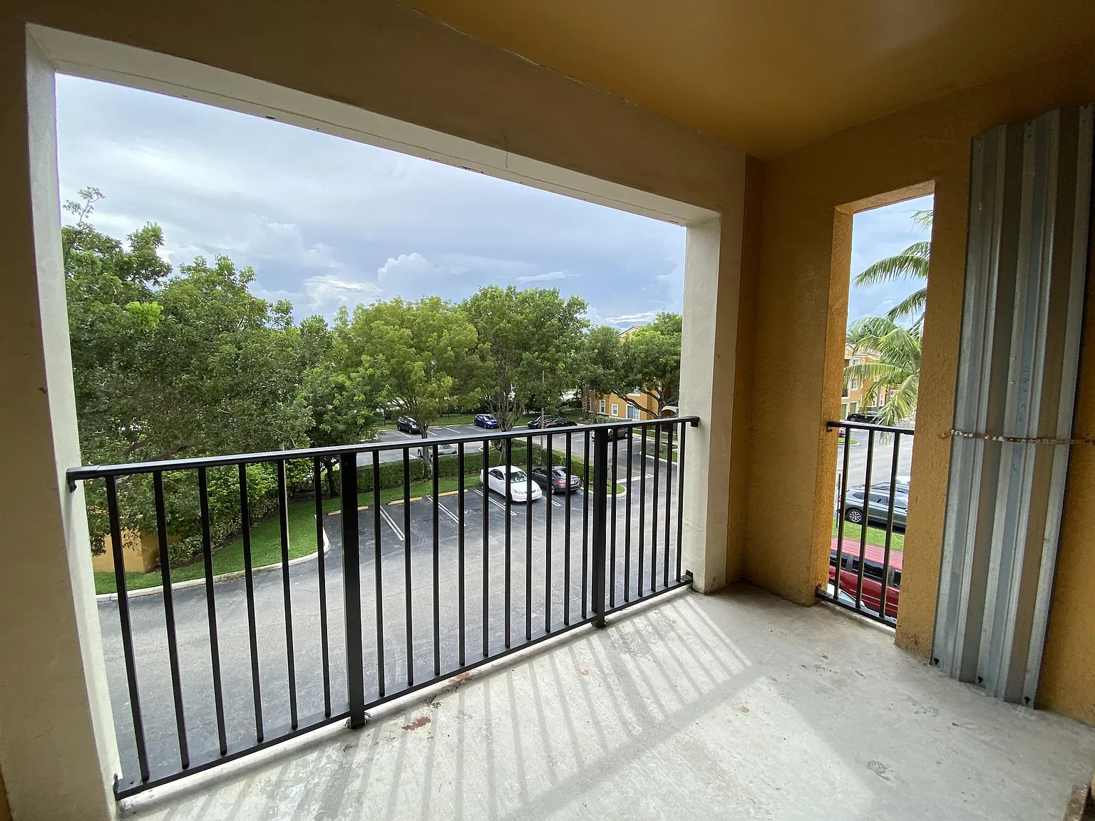 El Ad At Preserve 2360 # 305 (To Break The Le... - 265 — Photo 1