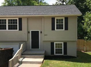 7425 Maverick Ln, Corryton, TN 37721