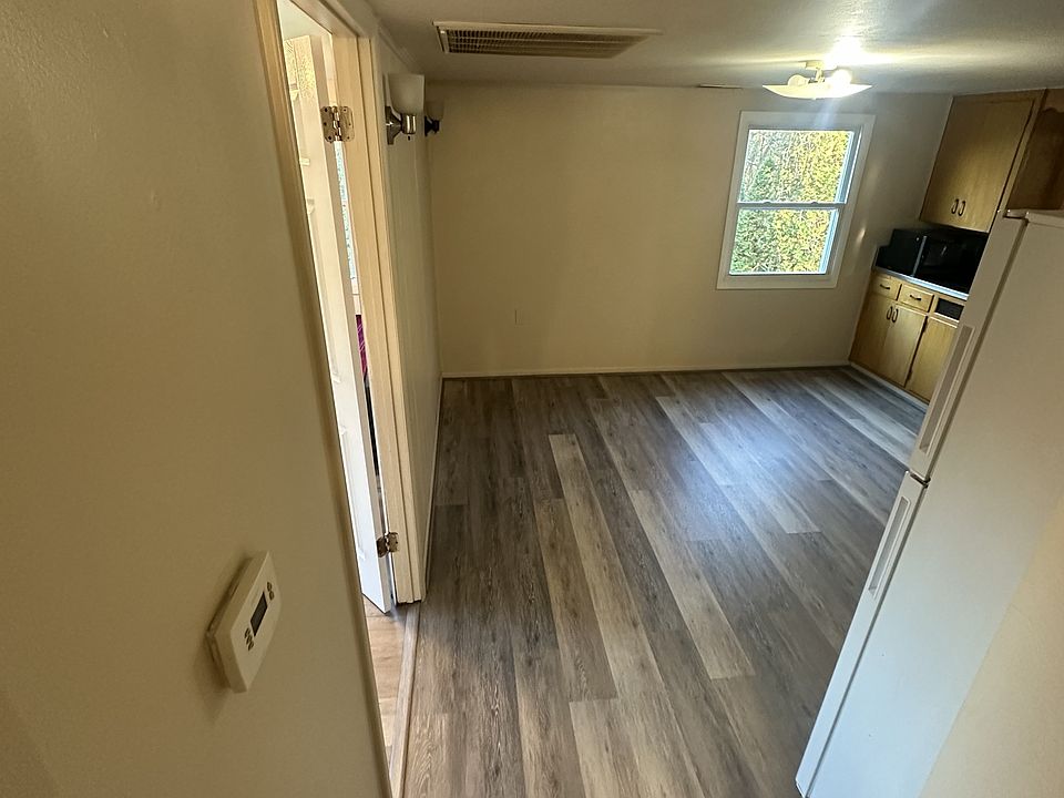 3717 W Water St Apt 3, photo 14