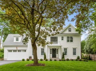 14 Palmer Ter, Riverside, CT 06878