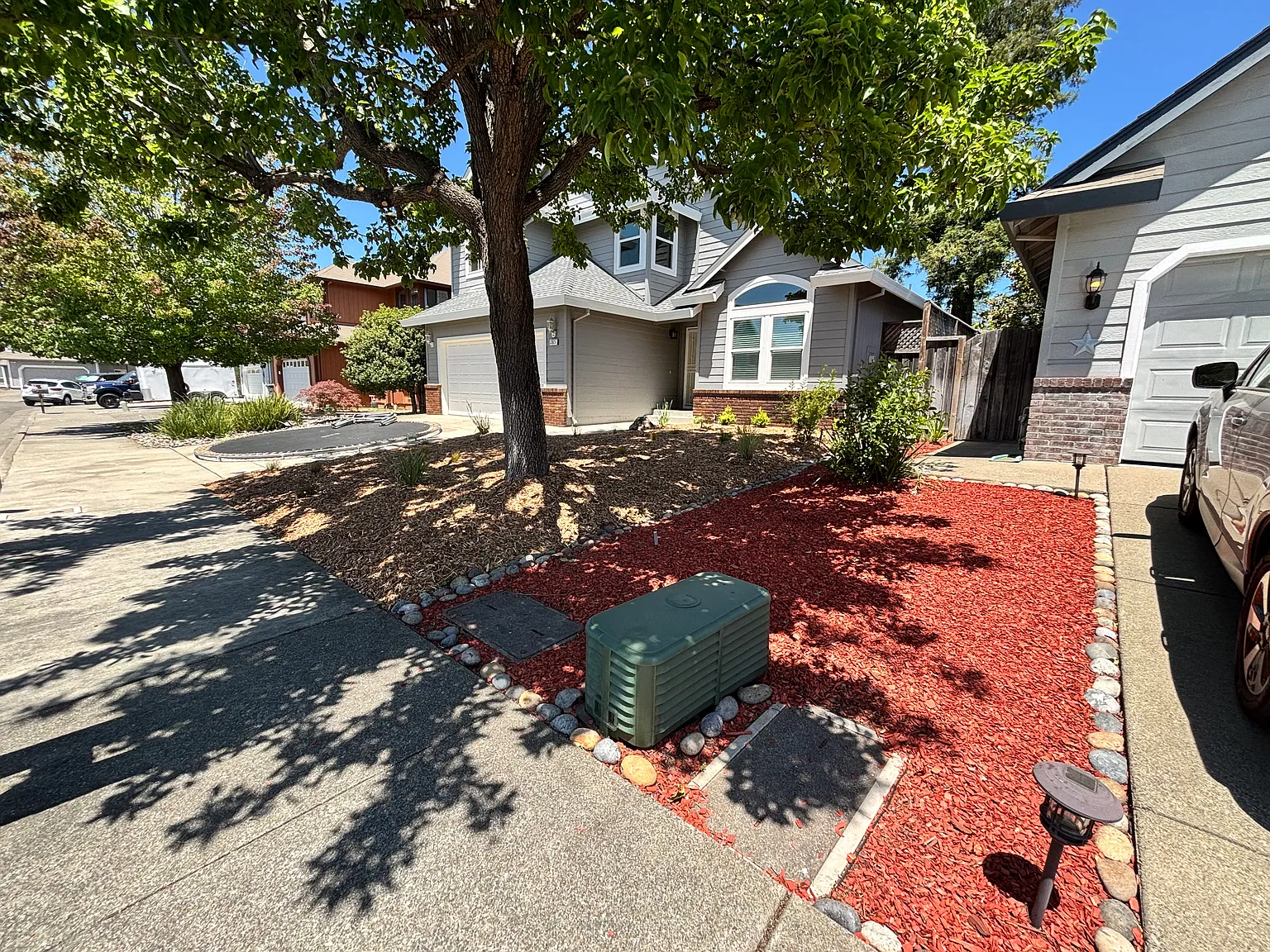 285 Michael Dr — Photo 3