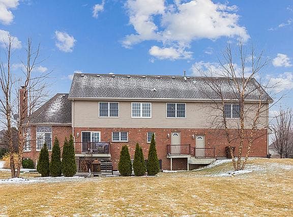 5th image of 24203 S Blackhawk Ln