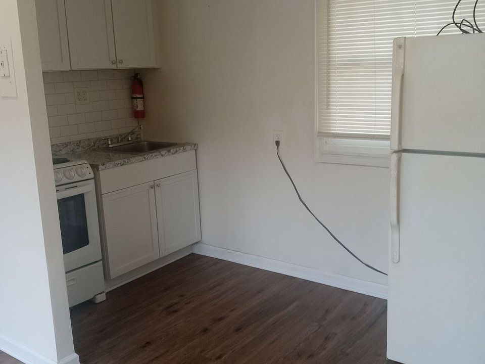 1st image of 11000 Whittier St #5