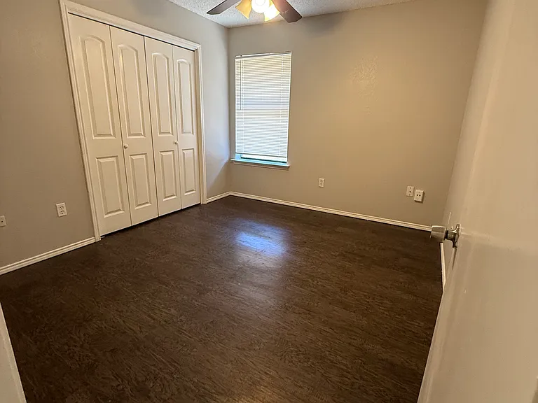 7510 April Ln — Photo 7