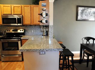 606 Price Ln APT N, Gypsum, CO 81637