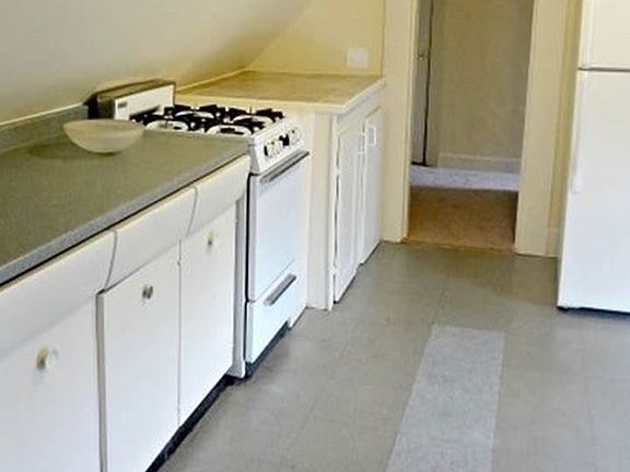 kitchen 2nd floor