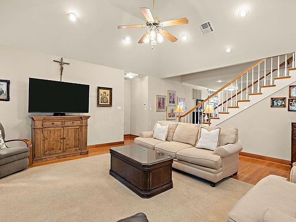 5th image of 17236 Saint Gertrude Rd