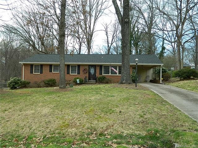 1st image of 1607 Cecelia Dr
