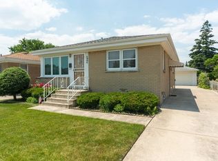 4904 N Overhill Ave, Norridge, IL 60706