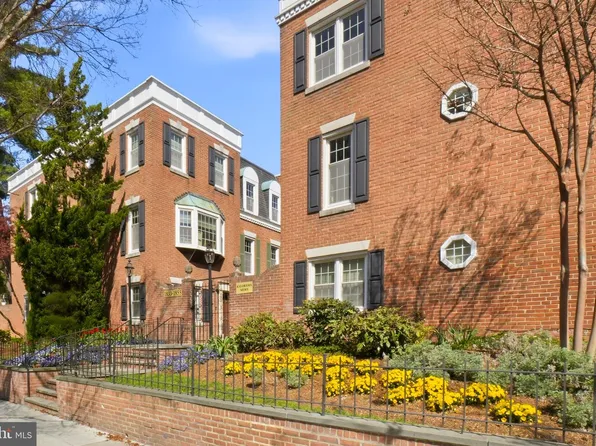 1833 Biltmore St NW #B, Washington, DC 20009