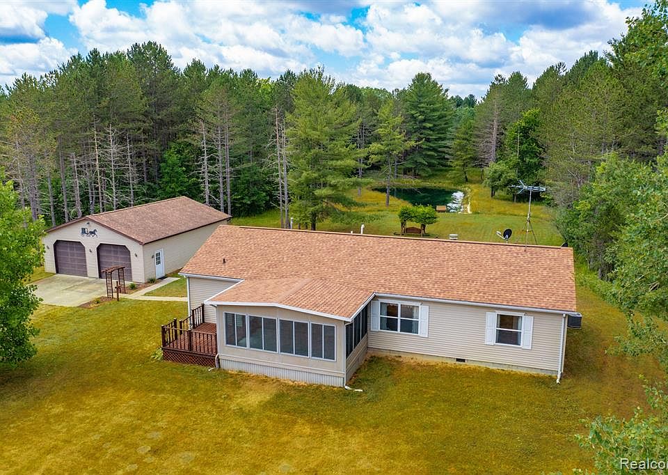 6839 Graham Rd, Grant Township, MI 48032 | Zillow