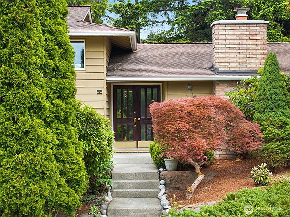 3rd image of 13730 SE 20th Street
