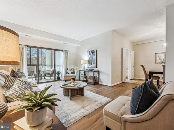 2904 N Leisure World Blvd APT 516, Silver Spring, MD 20906