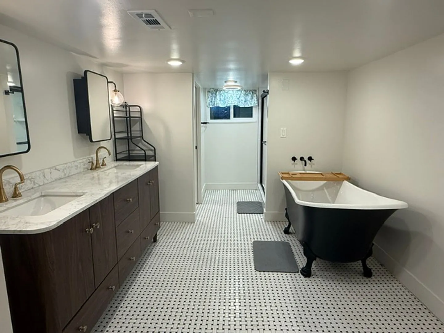 Beautifully remodeled home in Salt Lake City — Photo 3