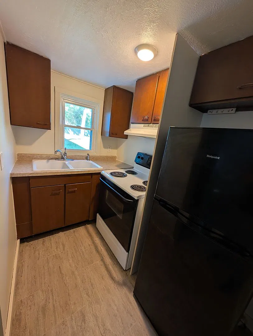 412 E. Jackson Street — Photo 2