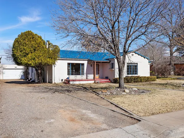 1423 Sigma Chi Rd NE, Albuquerque, NM 87106