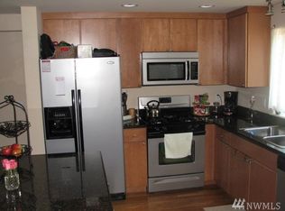 1272 N 143rd St, Seattle, WA 98133