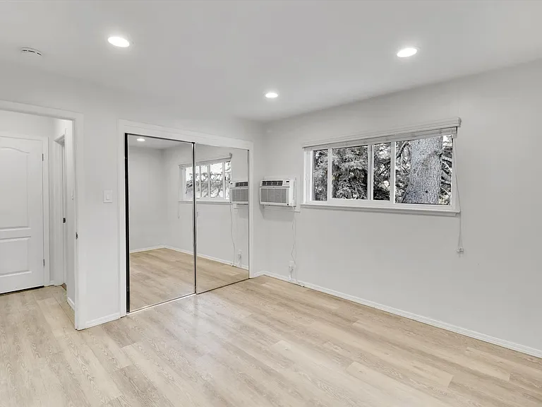 131 Cerrito Avenue — Photo 15