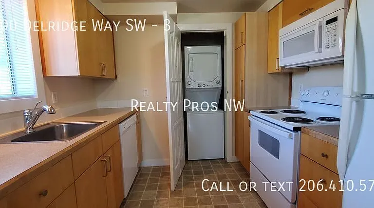 4500 Delridge Way SW #3 — Photo 6