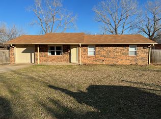 536 Sue Ln, McLoud, OK 74851