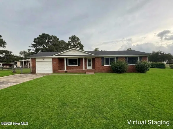 306 Tall Pine Rd, Havelock, NC 28532