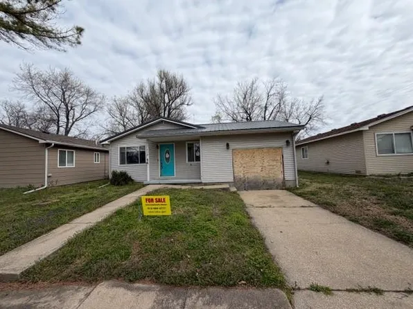 518 W 4th St, Eureka, KS 67045
