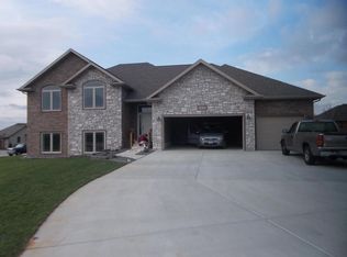 1537 N Kentbrook Ct, Springfield, MO 65802