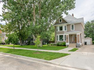 815 1st Ave E, Williston, ND 58801
