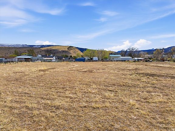 3rd image of 90 W Canyon Rd